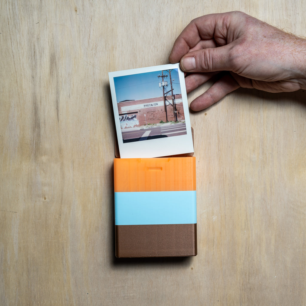 SX-70 Land Camera + Photo Holder Set (DCP-002-Gulf)